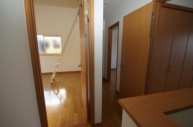 Other introspection. Cross re-covered settled