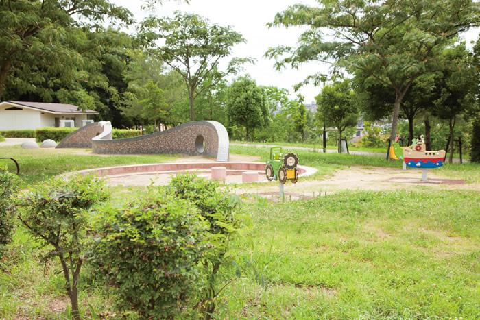 park. 1570m to Izumi City Central Park