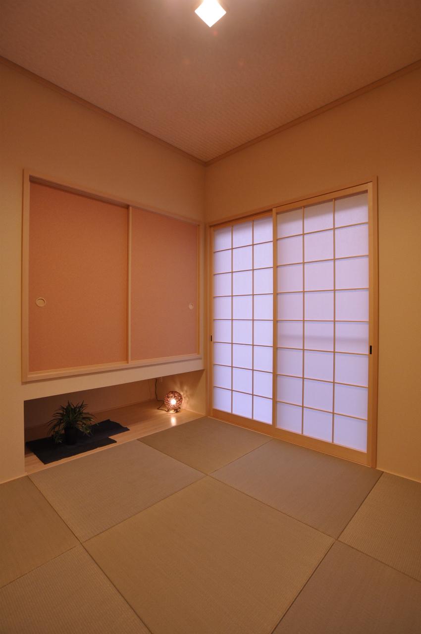 Model house photo. Japanese-style room (June 2013) Shooting
