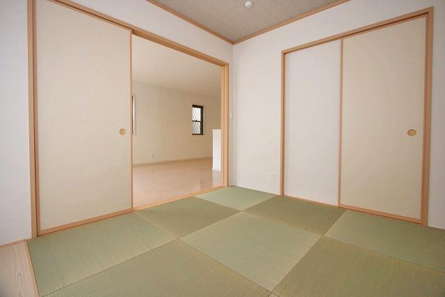 Non-living room. First floor Japanese-style room