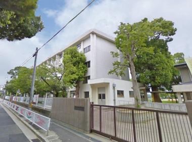 Primary school. Anashi until elementary school 380m