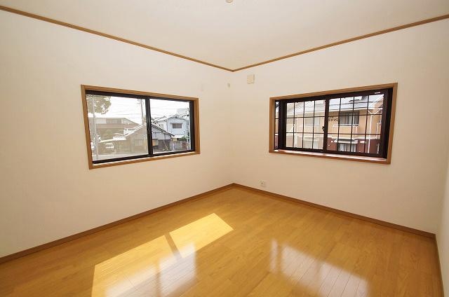 Non-living room. 2 Kaiyoshitsu