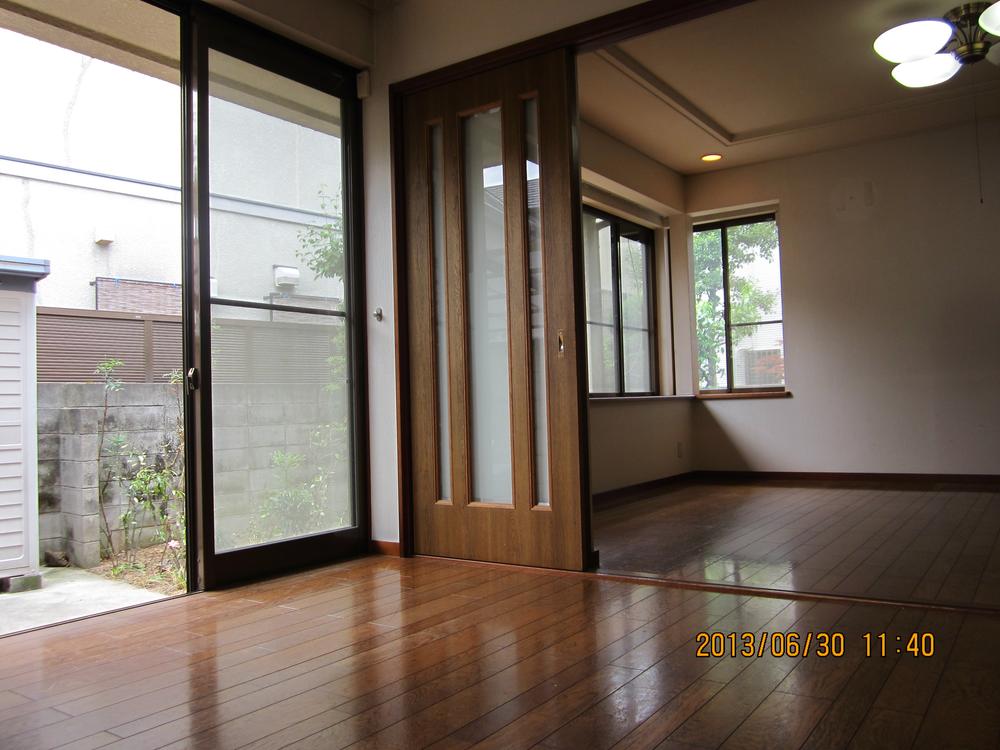 Living. Indoor (June 2013) Shooting