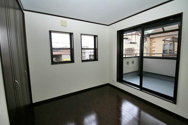 Non-living room. 2 Kaiyoshitsu