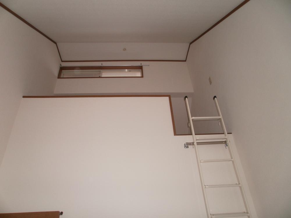 Other. loft Indoor (12 May 2013) Shooting