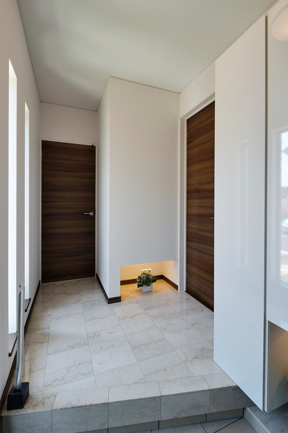 Entrance. Local model house "entrance" (April 2013 shooting)