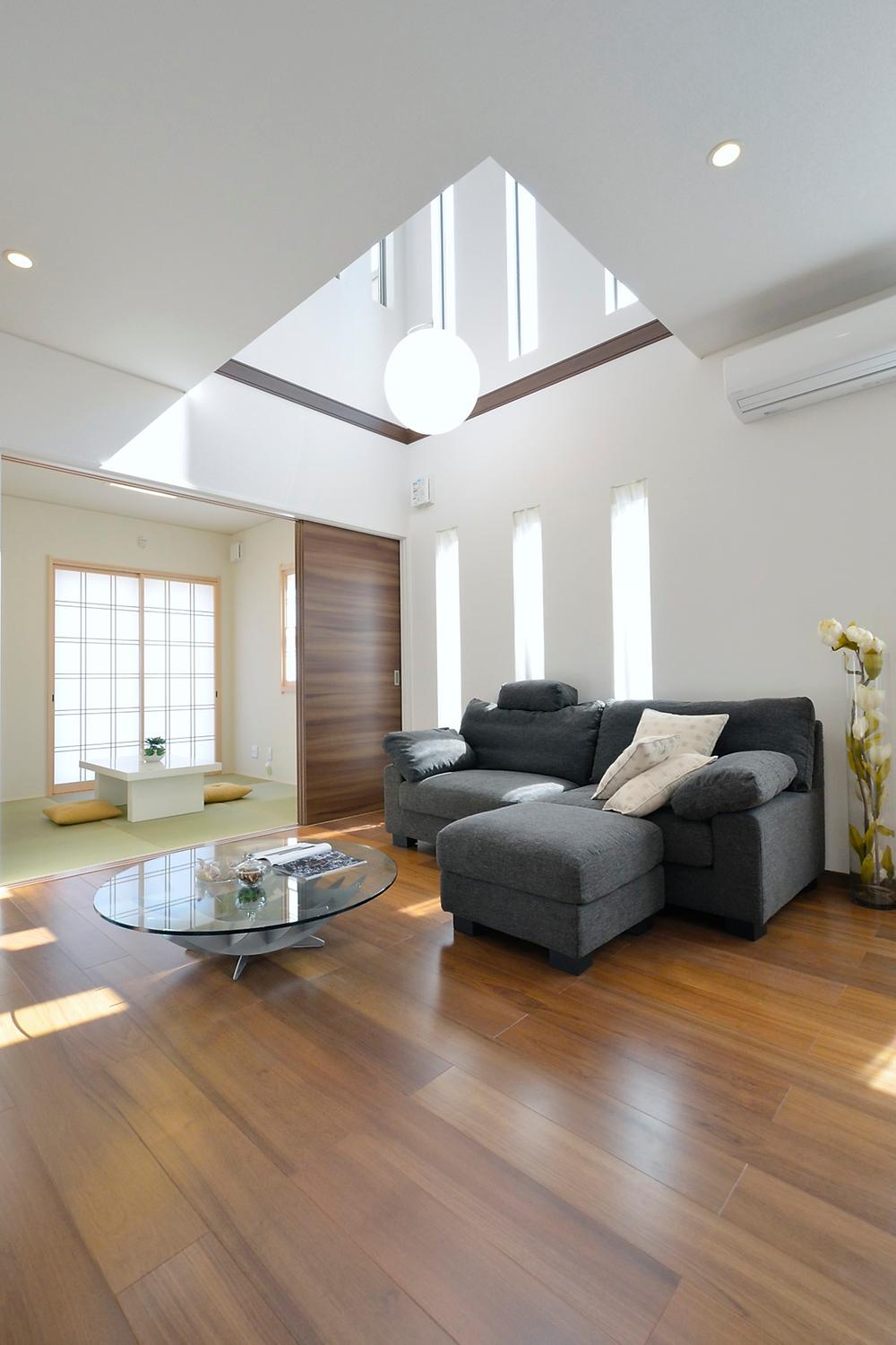 Living. Local model house "living" (April 2013 shooting)