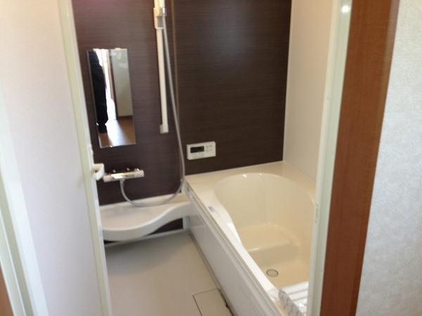 Bathroom. Comfortable bath time in Otobasu function