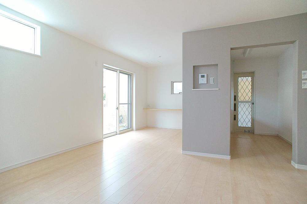 Living. No. 14 place