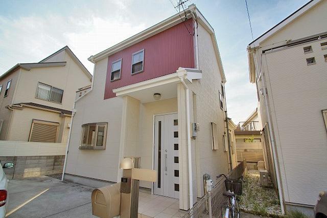 Local appearance photo. 2008 Built