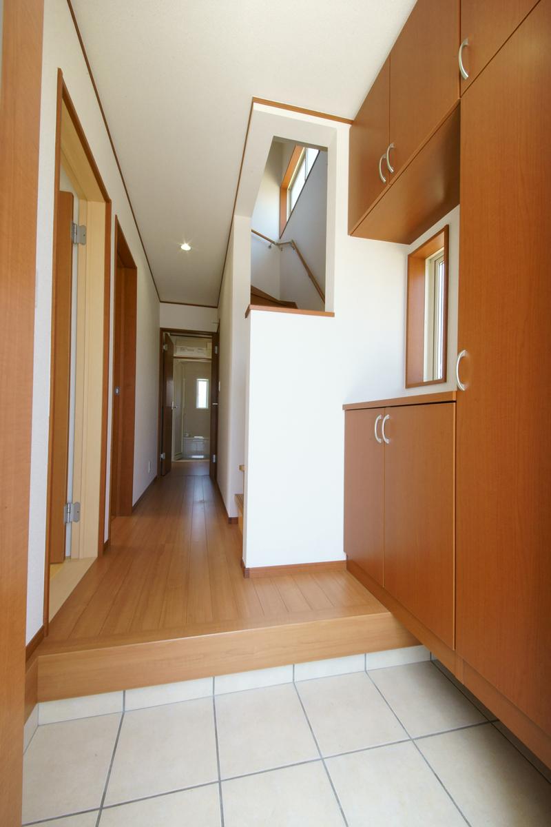 Same specifications photos (Other introspection). Example of construction (same specifications)