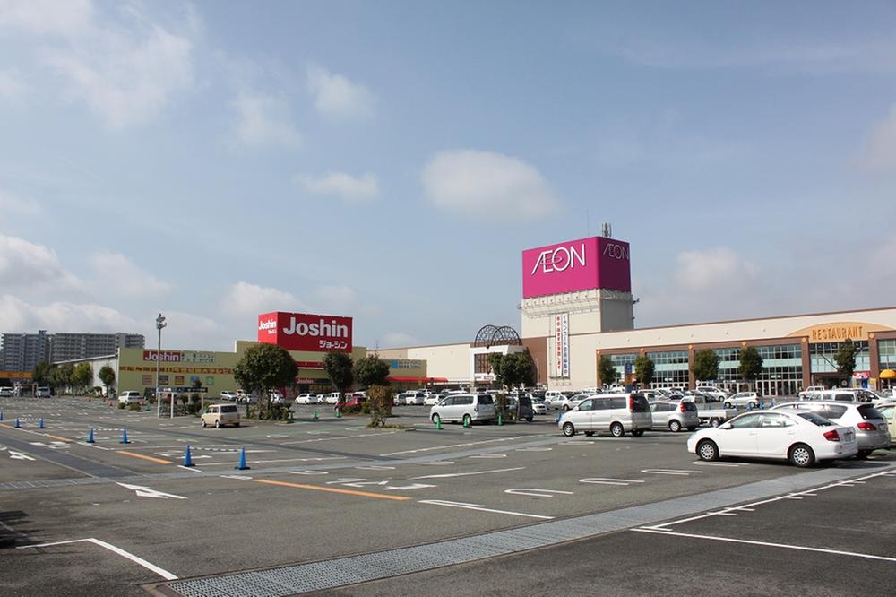 Shopping centre. 1289m business hours until Hineno ion Mall 10:00 ~ Very convenient because the near Aeon Mall Hineno 21:00. Of course, shopping for daily food, Daily necessities and fashion also! It is aligned Even classroom lessons