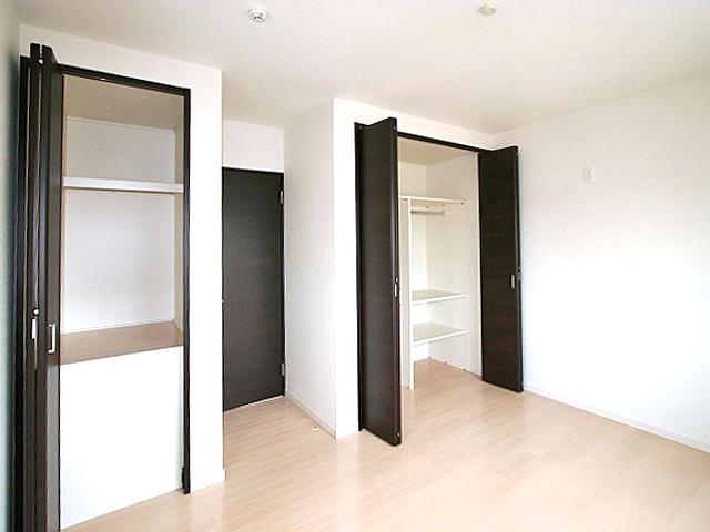 Non-living room. 2 Kaiyoshitsu