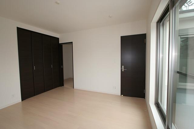 Non-living room. 2 Kainushi bedroom