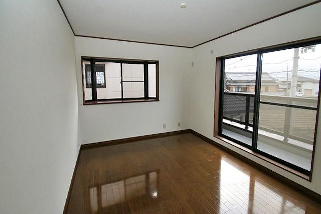 Non-living room. 2 Kaiyoshitsu