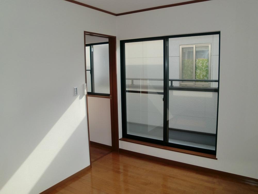 Non-living room. Indoor (January 2013) Shooting