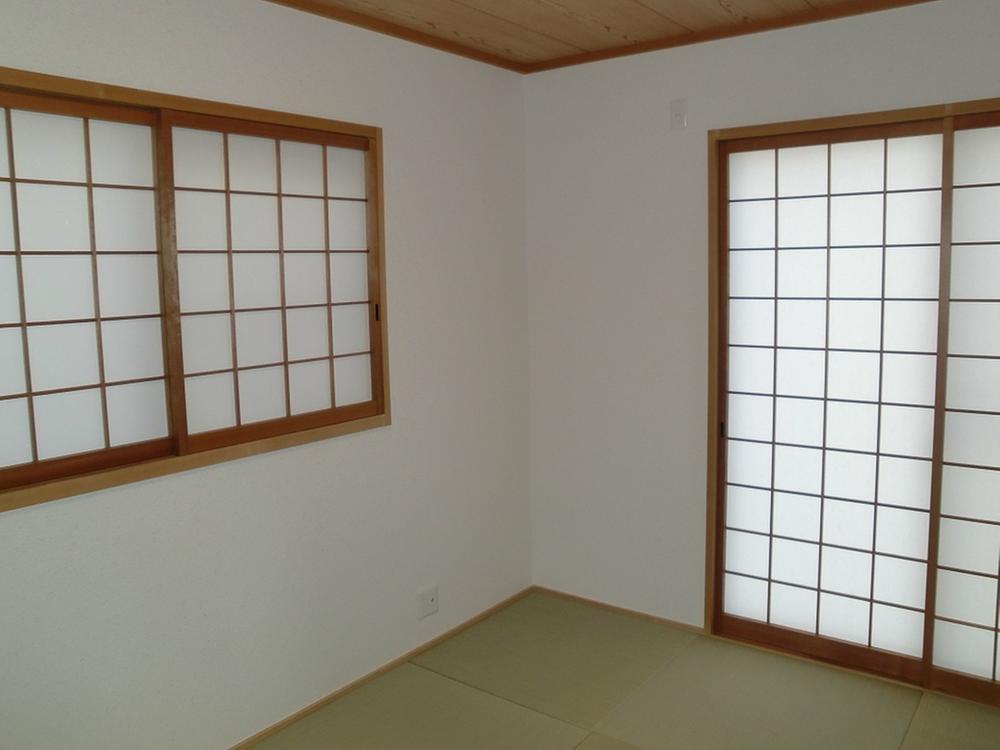 Non-living room. Indoor (January 2013) Shooting