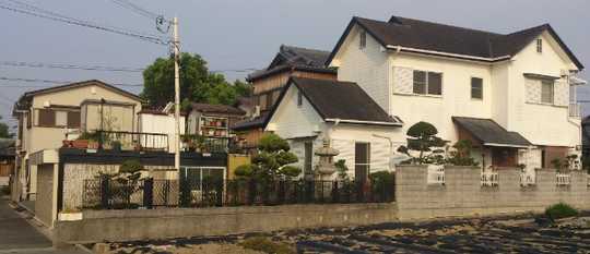 Local appearance photo. This appearance.