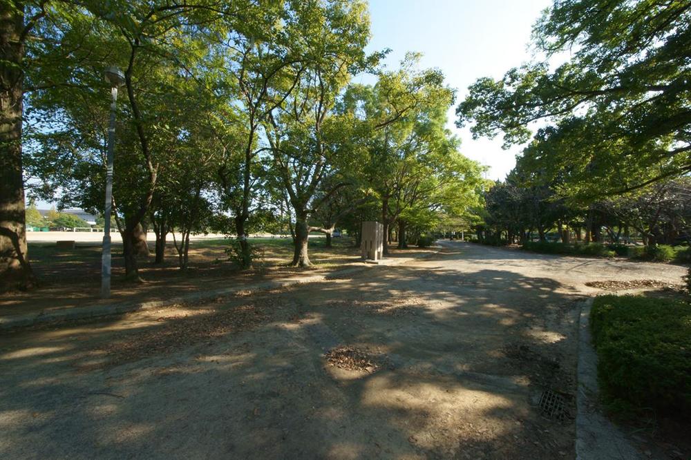 park. 510m to Suehiro park