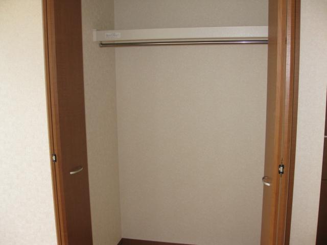 Receipt. ☆ 2F ・ 6.5 Pledge of storage ☆