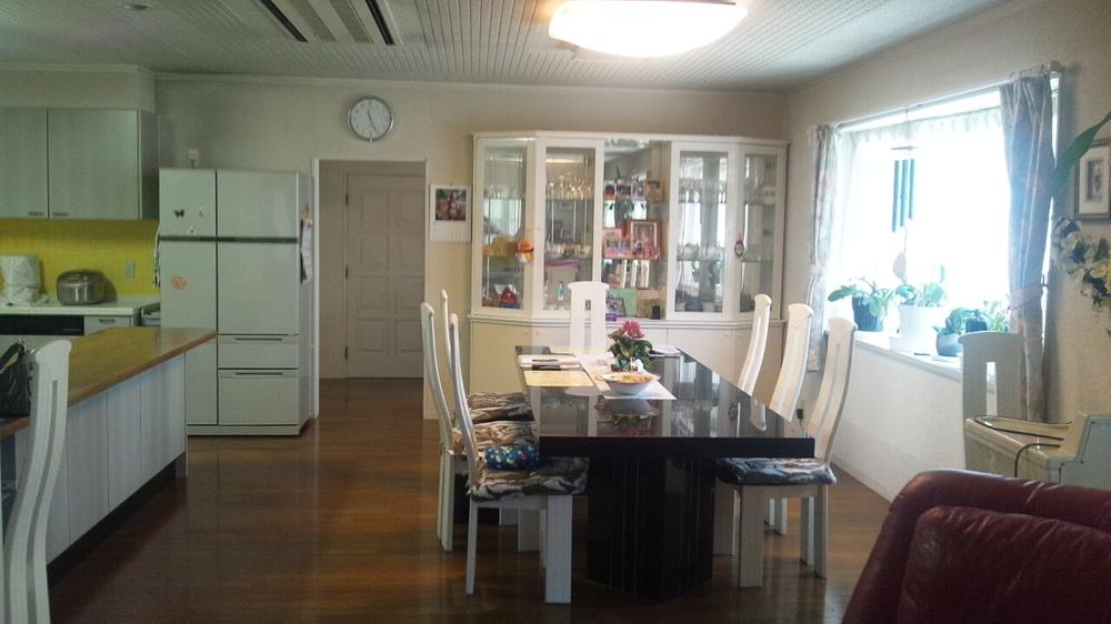 Non-living room. Room (May 2013) Shooting