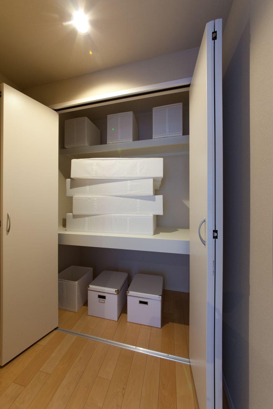 Other building plan example. By ensuring a sufficient storage space in each room, Will every day of organized is surely fun.