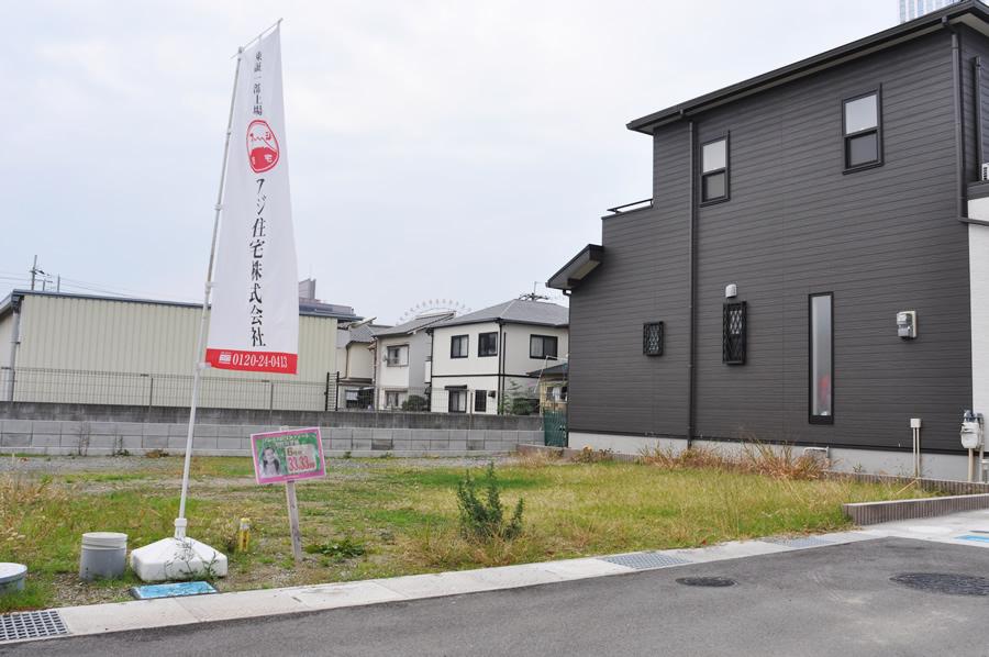 Local photos, including front road. (Shooting at local / 2013 November shooting)