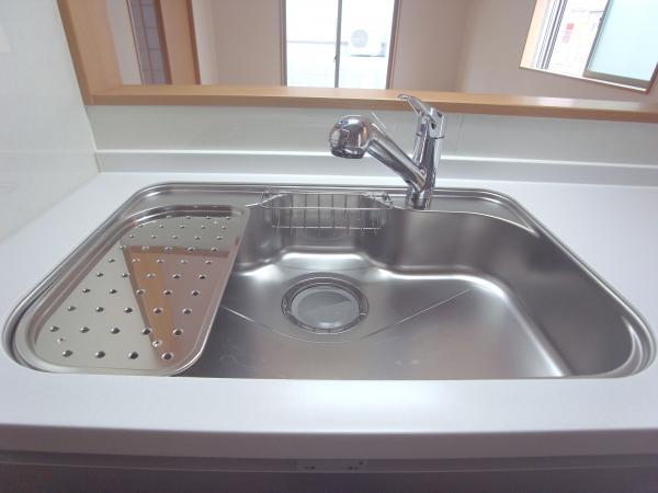 Other Equipment. Ease also washing in spacious sink