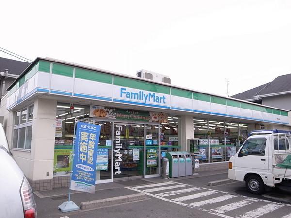 View photos from the dwelling unit