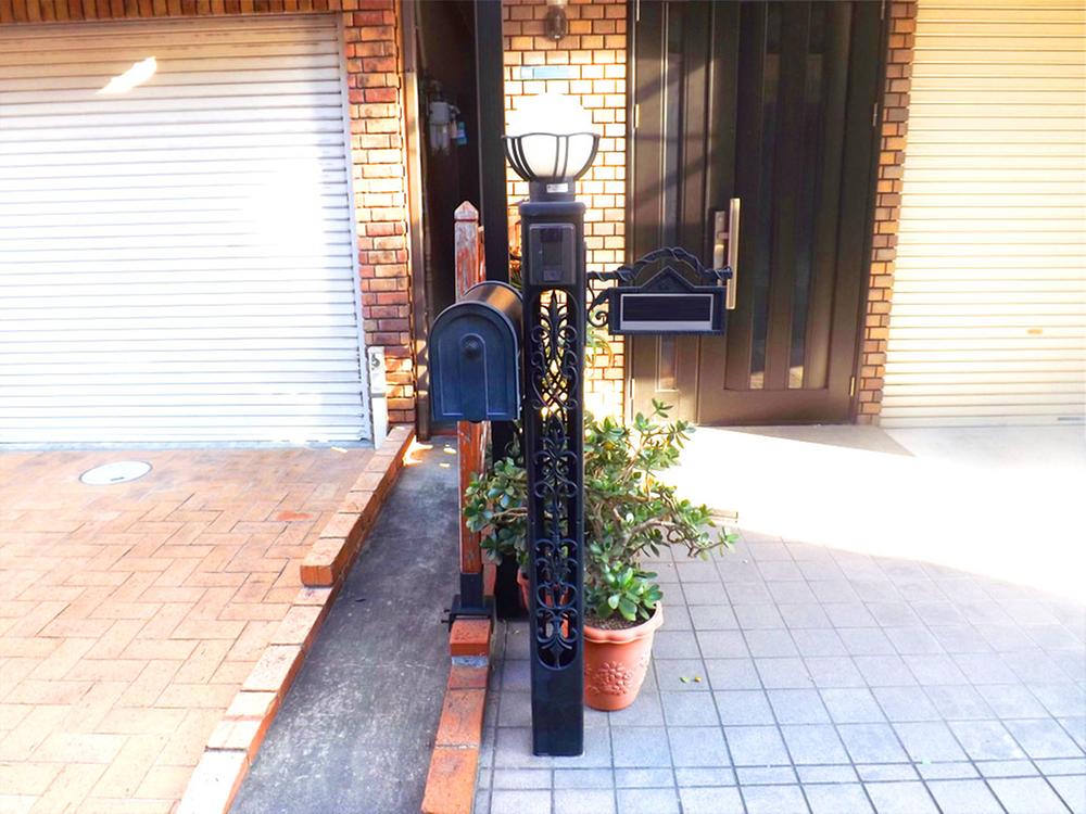 Other Equipment. Local photos (gatepost)