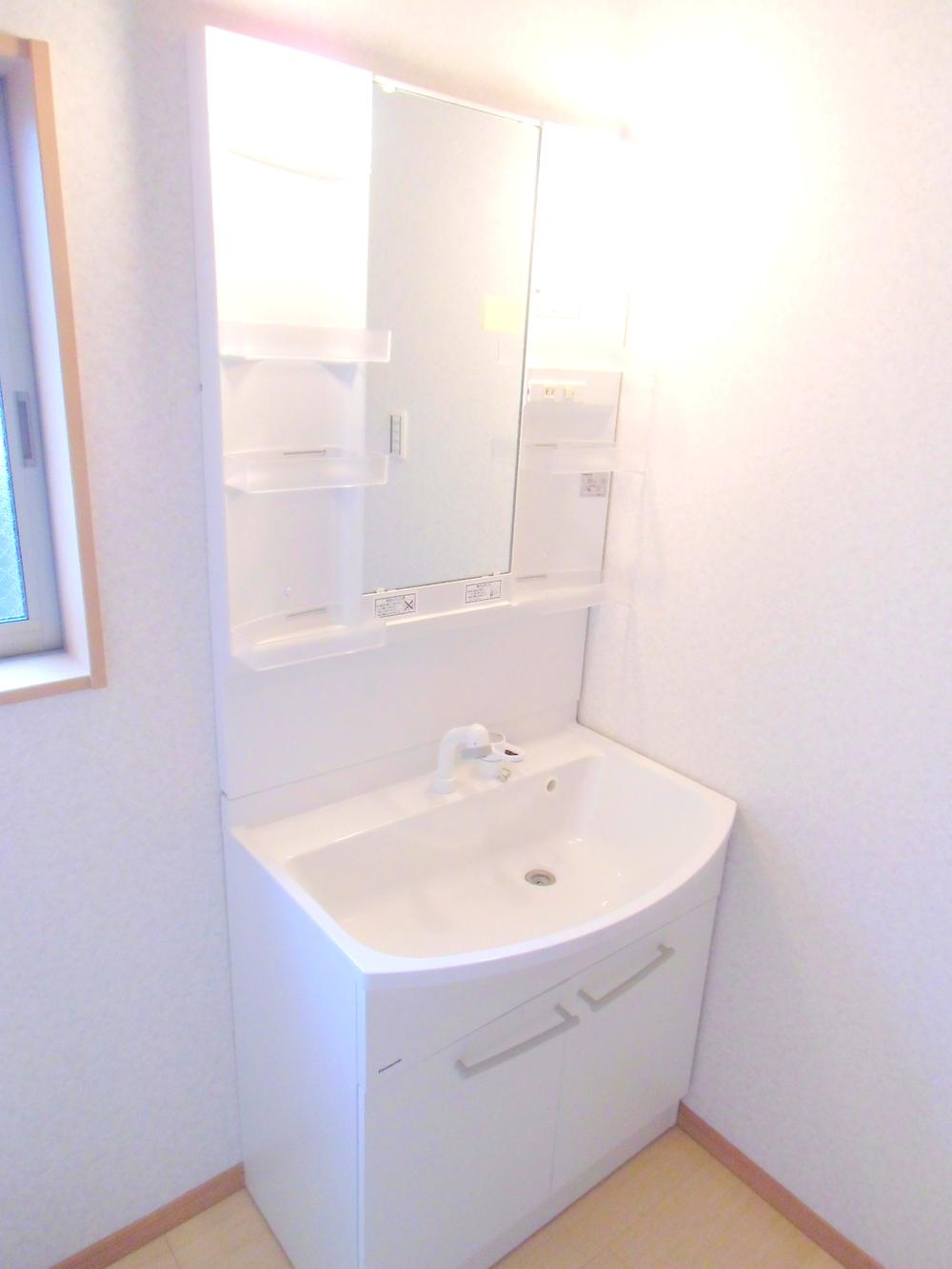 Same specifications photos (Other introspection)