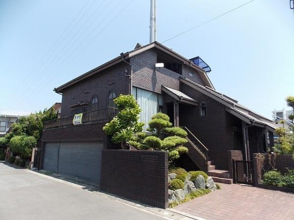 Local appearance photo. A quiet residential area. Children is also safe