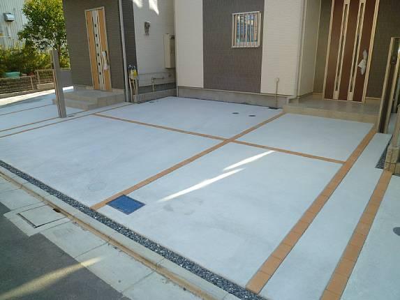 Parking lot. Spacious garage two cars parking OK!