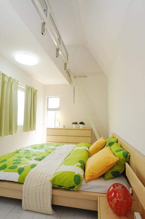 Non-living room. It is also possible to put a loft in the bedroom. Our construction cases