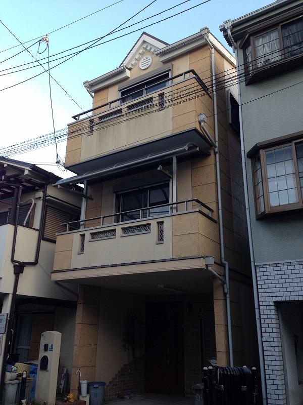 Local appearance photo. It will be fun to come back to the house in the fashionable appearance! Still it is firmly building itself Built 2004! 