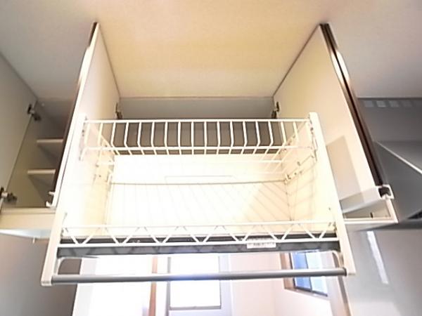 Receipt. Kitchen storage