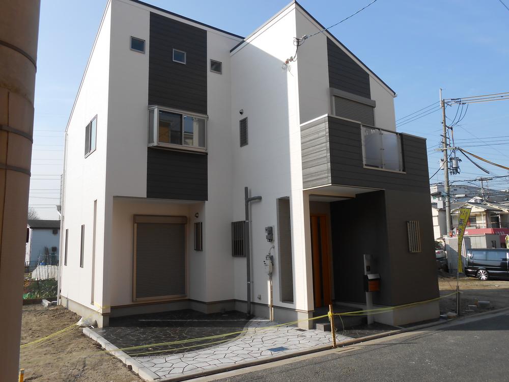 Local appearance photo. ☆ Also stands the house on the left and right sides of this property. Since it is in the sale of the by all means contact us!