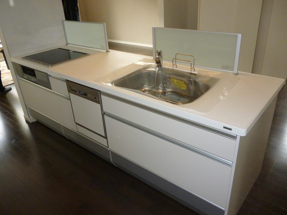 Kitchen. Room (same specifications) Shooting