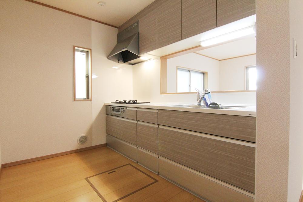 Kitchen.  ◆ kitchen