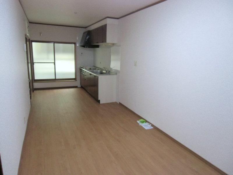 Living. Indoor (10 May 2013) Shooting