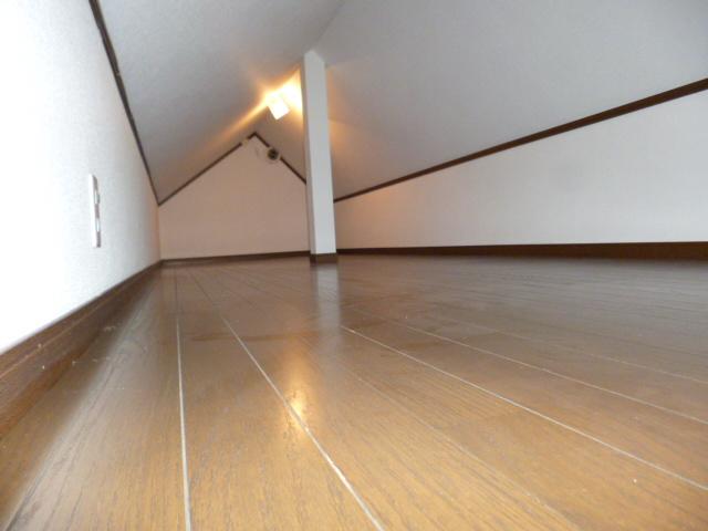 Receipt. Spacious loft