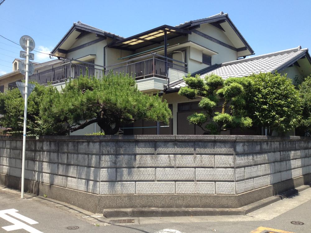 Local appearance photo. Local (June 2013) Shooting