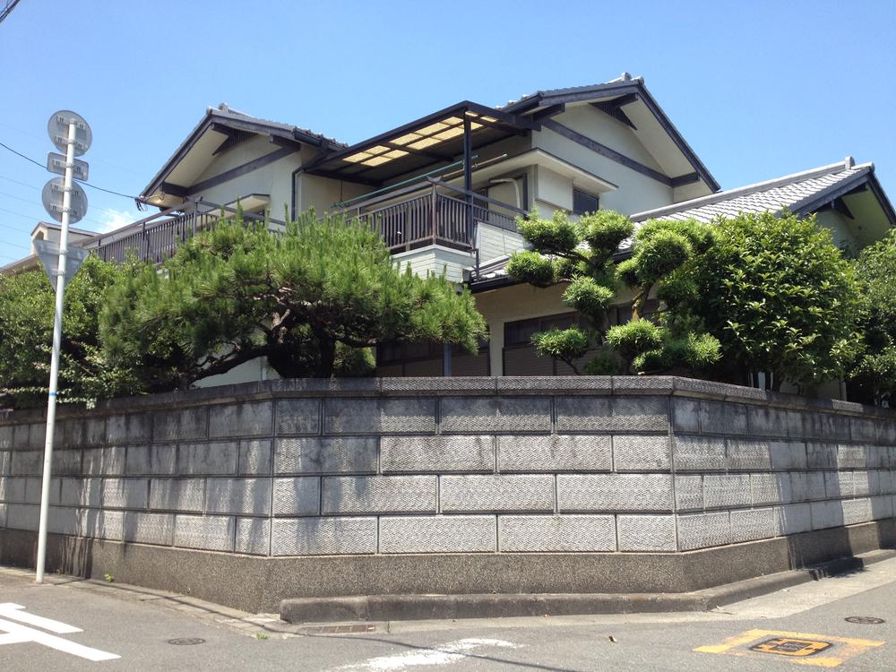 Local appearance photo. Local (June 2013) Shooting