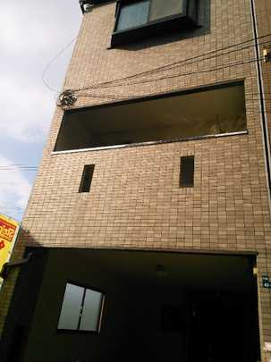 Local appearance photo. November 1995 is built!