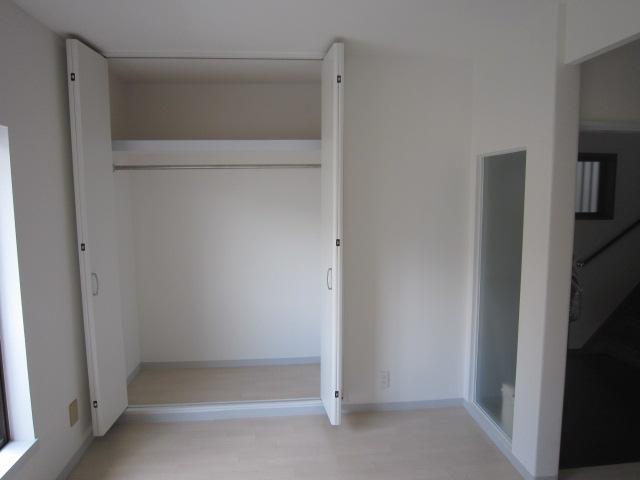 Non-living room. Indoor (09 May 2012) shooting