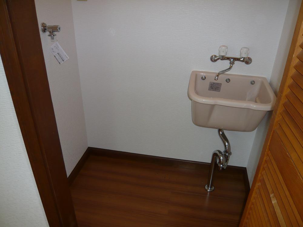 Other. ☆ Kitchen next to the washing machine Storage ☆