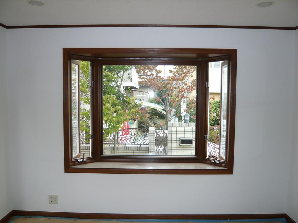 Living. ☆ The 20 quires more than LDK overlooking the garden there is a large bay window of the visit