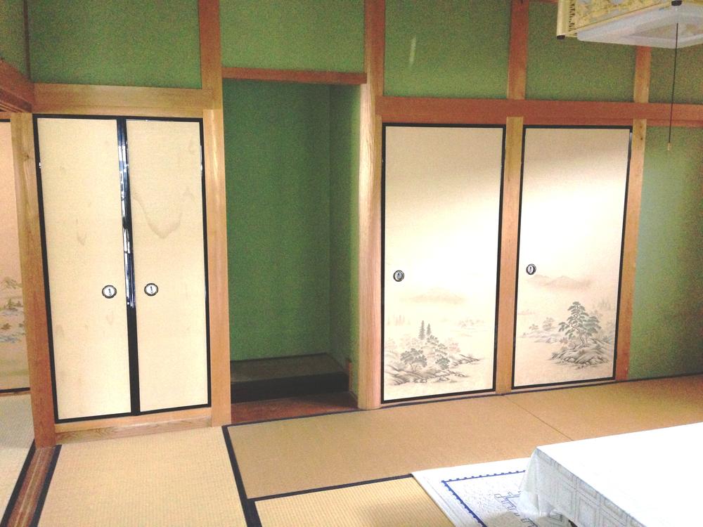 Non-living room. Room (May 2013) Shooting