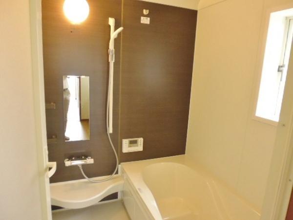 Same specifications photo (bathroom)