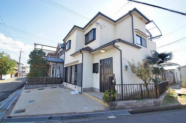 Local photos, including front road